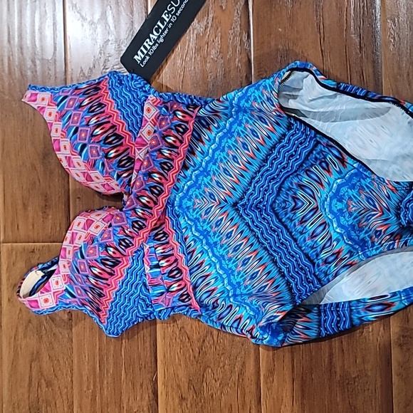 Miraclesuit bathing suit - Picture 1 of 5